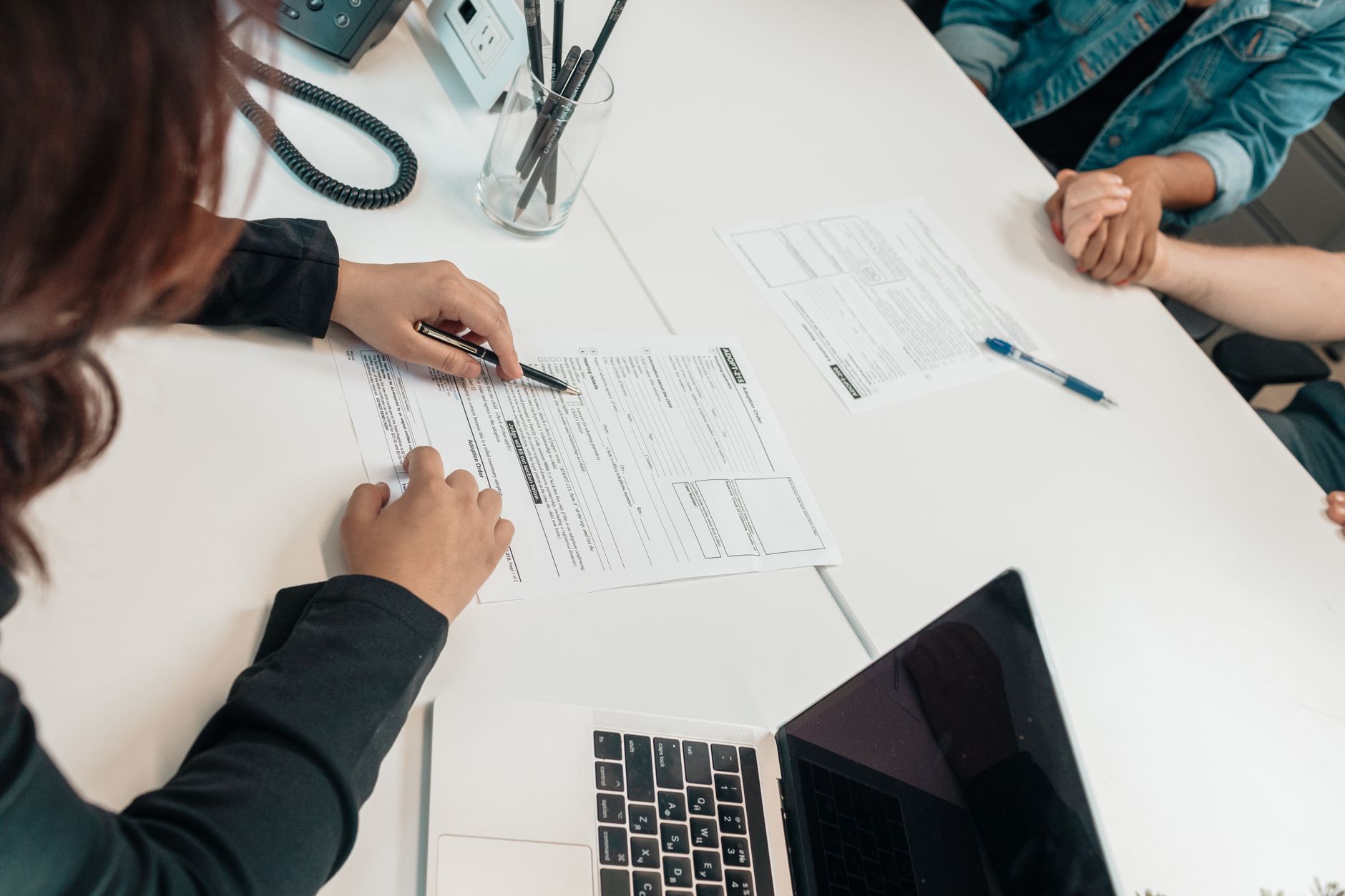Prime d'activité : à qui s’adresse cet appui financier en 2026 ? — formulaire de demande d'aide financière