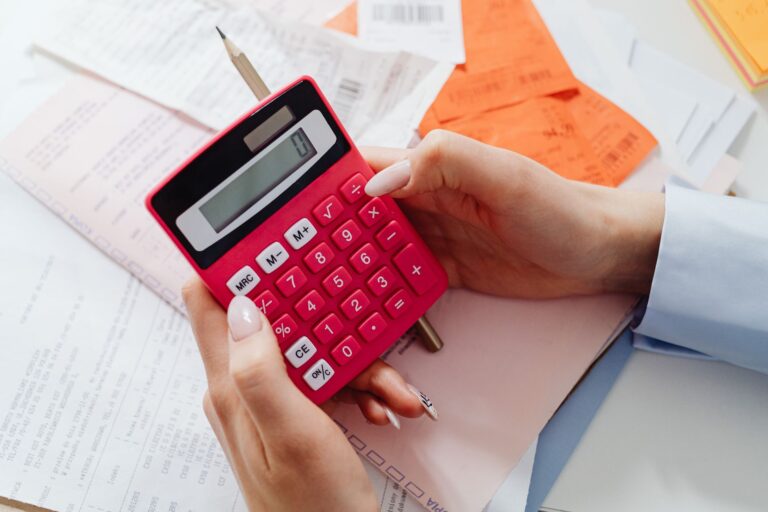 SMIC 2022, montants brut et — calculateur de salaire minimum français