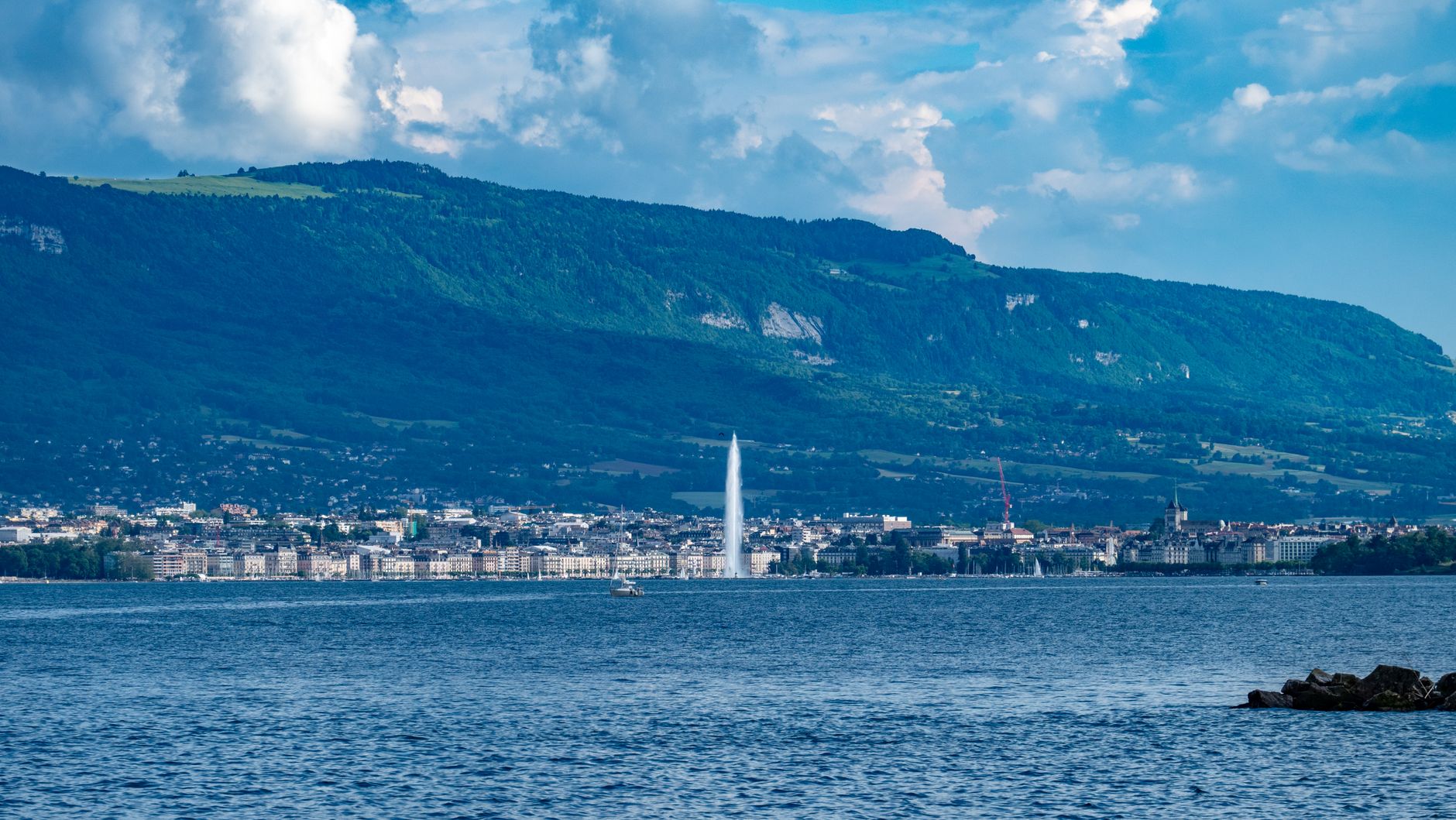 SMIC suisse : pourquoi chaque canton décide de son salaire minimum ? — bureau Genève salaire minimum suisse